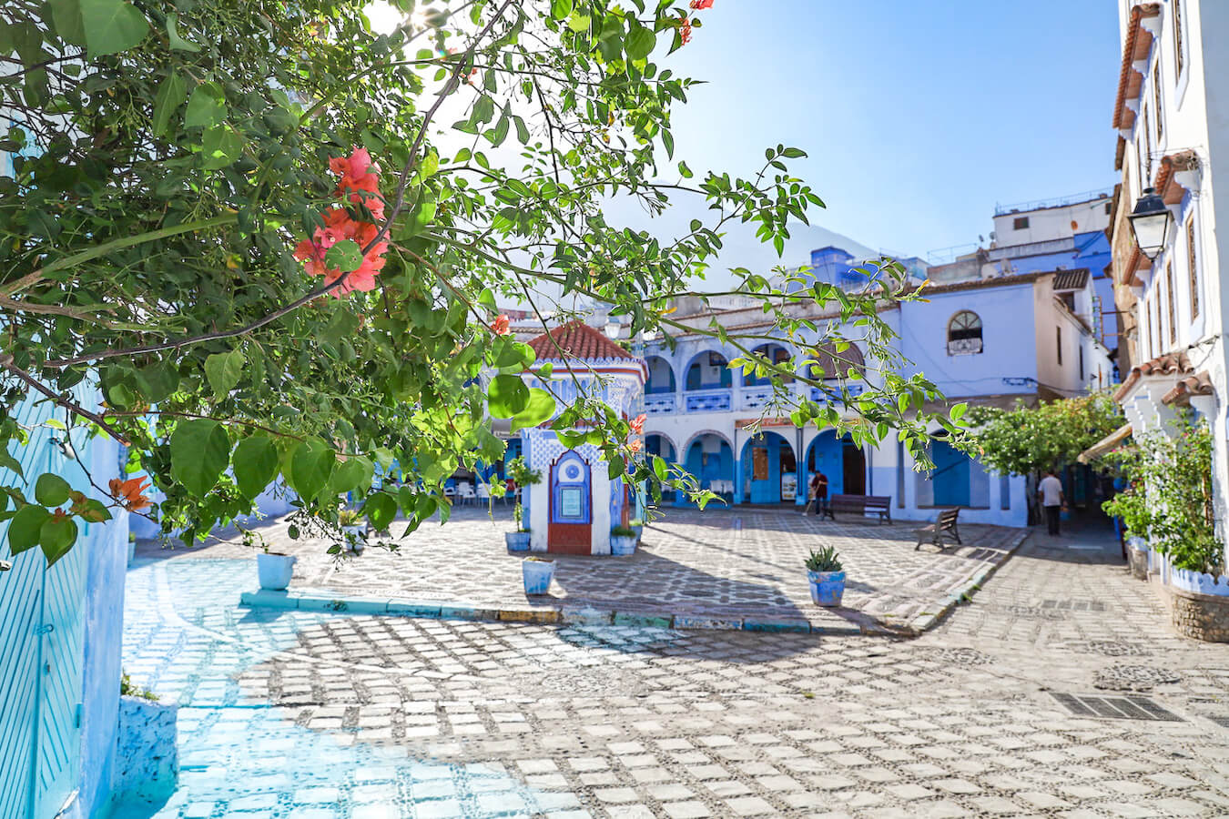 A clear day in the blue mountain village of Chefchaouen on a 12 days itinerary and travel guide to North Morocco