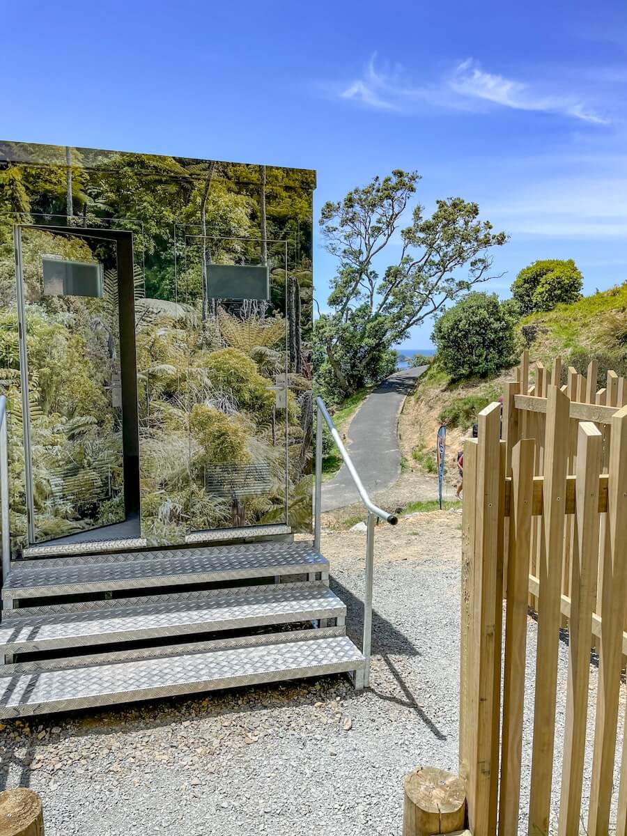 Bathroom facilities on the trail down to Cathedral Cove