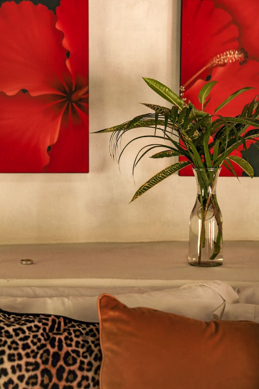 The bold wall pictures and finishings in the hotel at Secreto Maya near Valladolid.