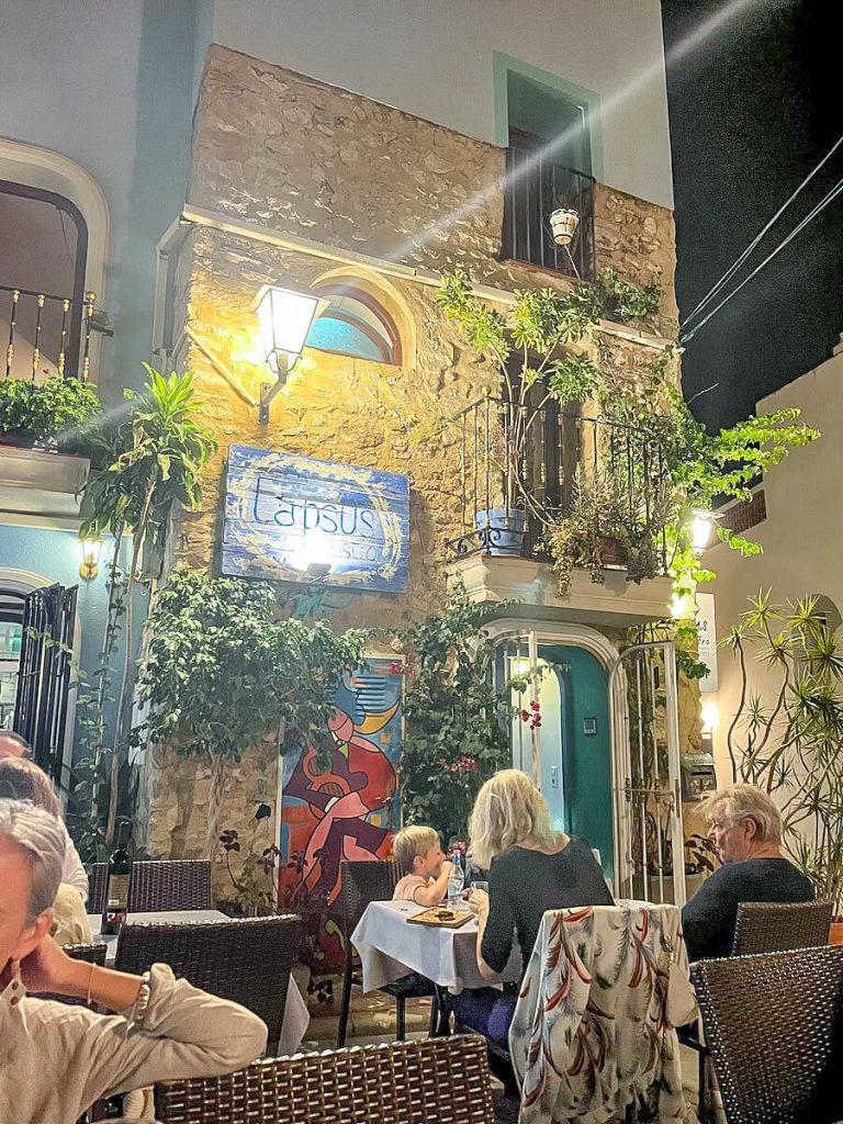 Lapsus restaurant at night in the old town of Calpe