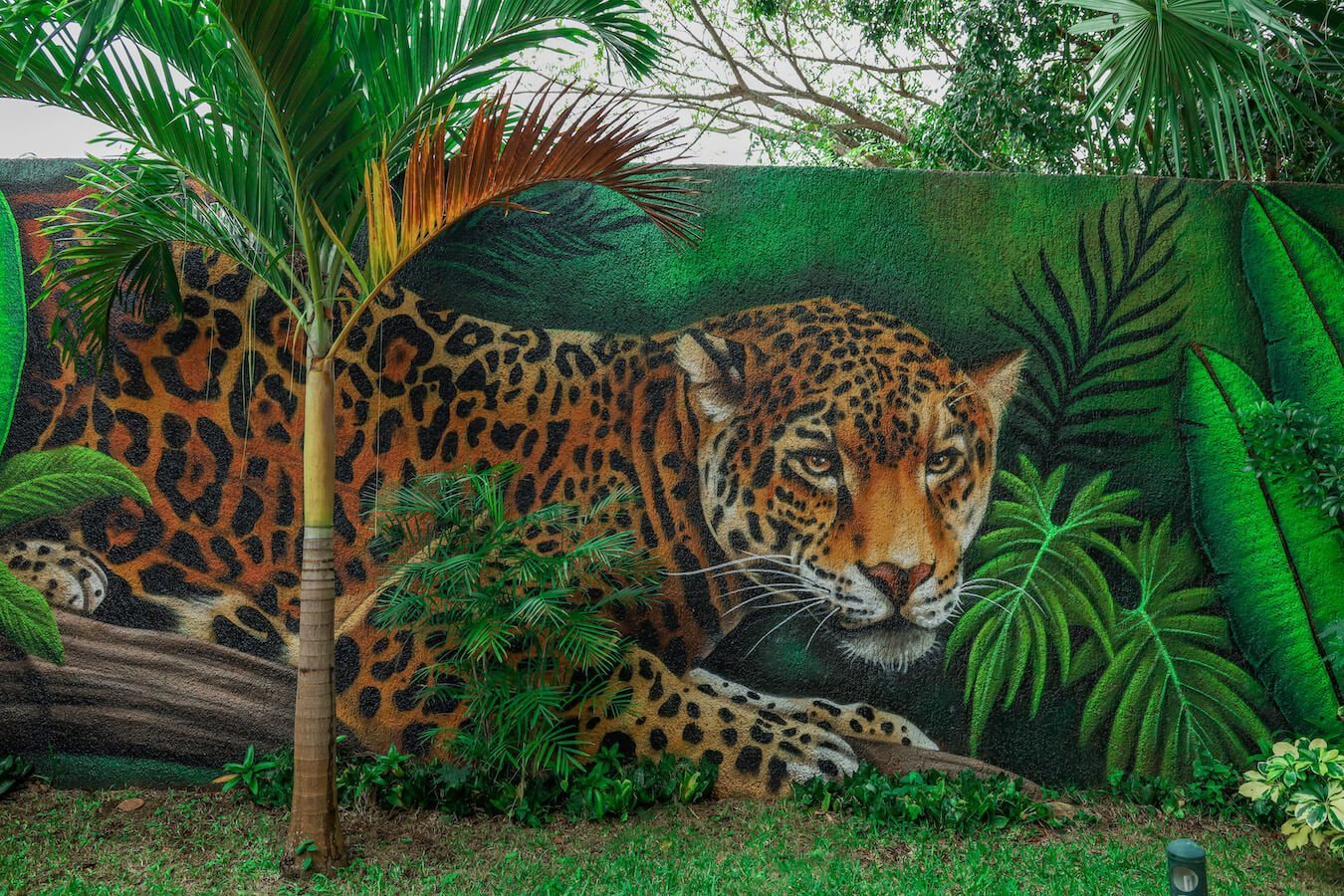 The Jaguar painted at the ticket office and entrance of Ek' Balam.