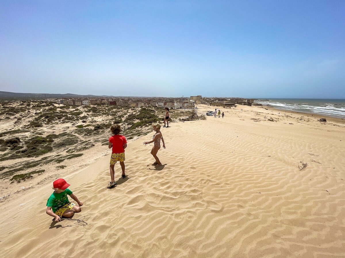 The northern beach in Essaouira with kids - a travel guide