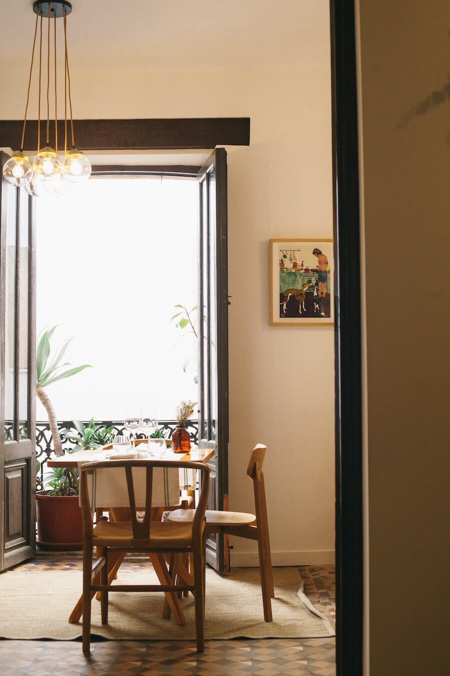 Inside the Volta y Volta Restaurant in Javea (Xabia) port.