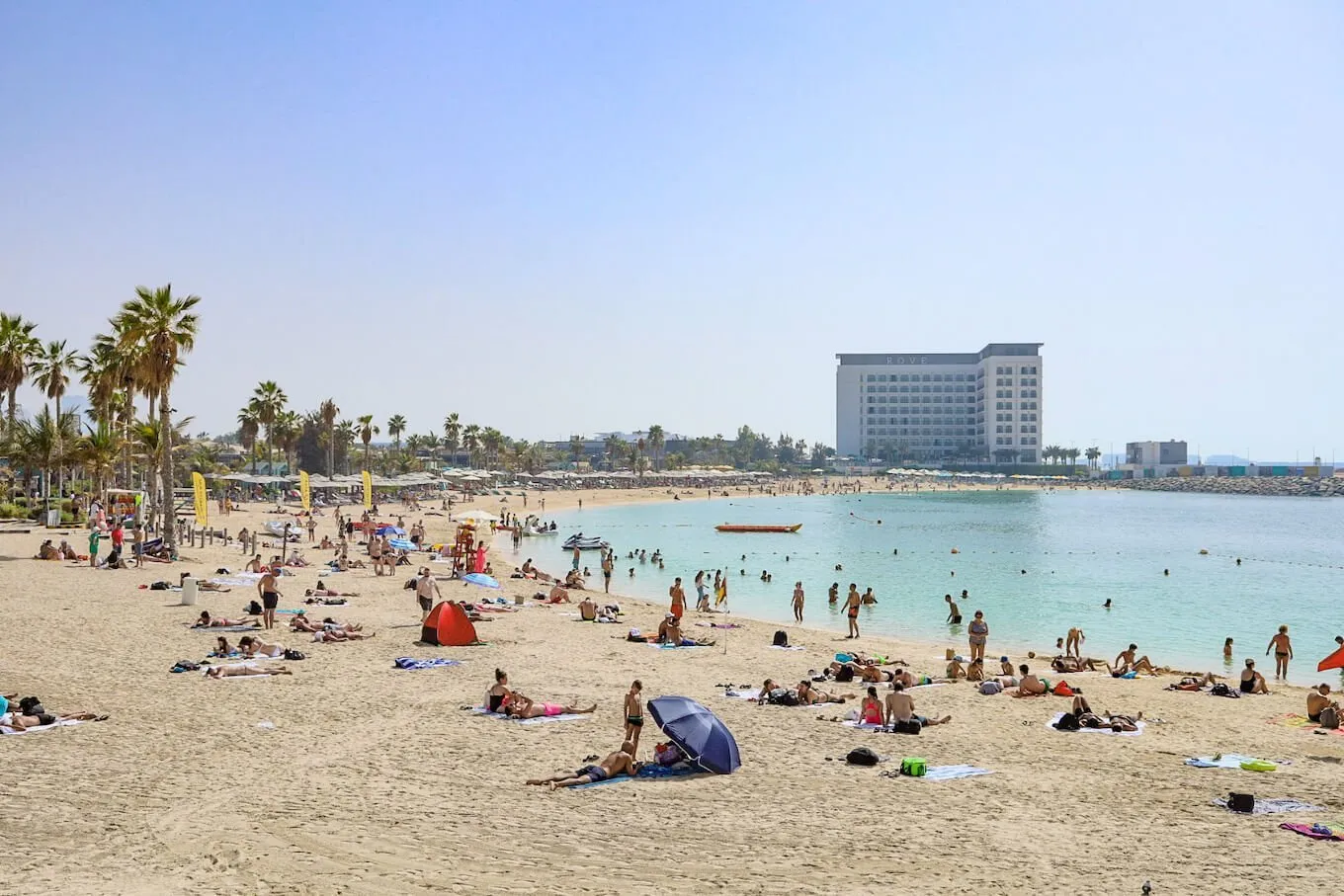 La Mer South Beach and Rove Hotel is one of the best free beaches in Dubai