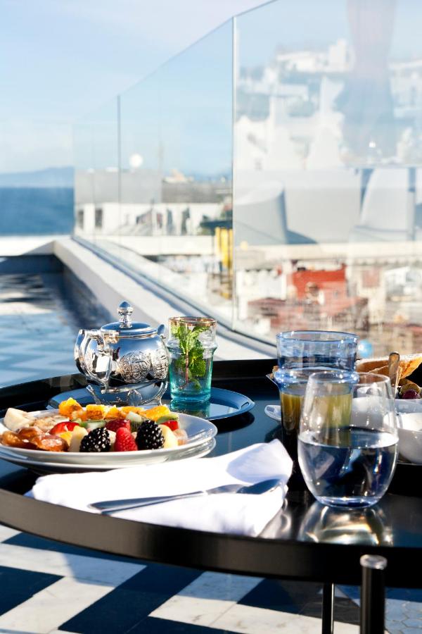 Mint tea and fruits served on the Riad Dar Saba terrace