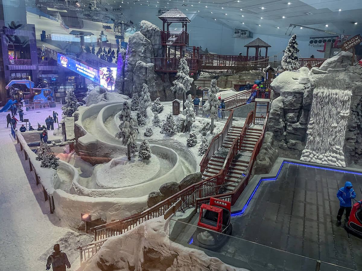 Looking through the glass windows of the Mall of Emirates into Ski Dubai.  