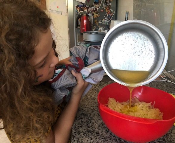 kids cooking, baking lessons for children