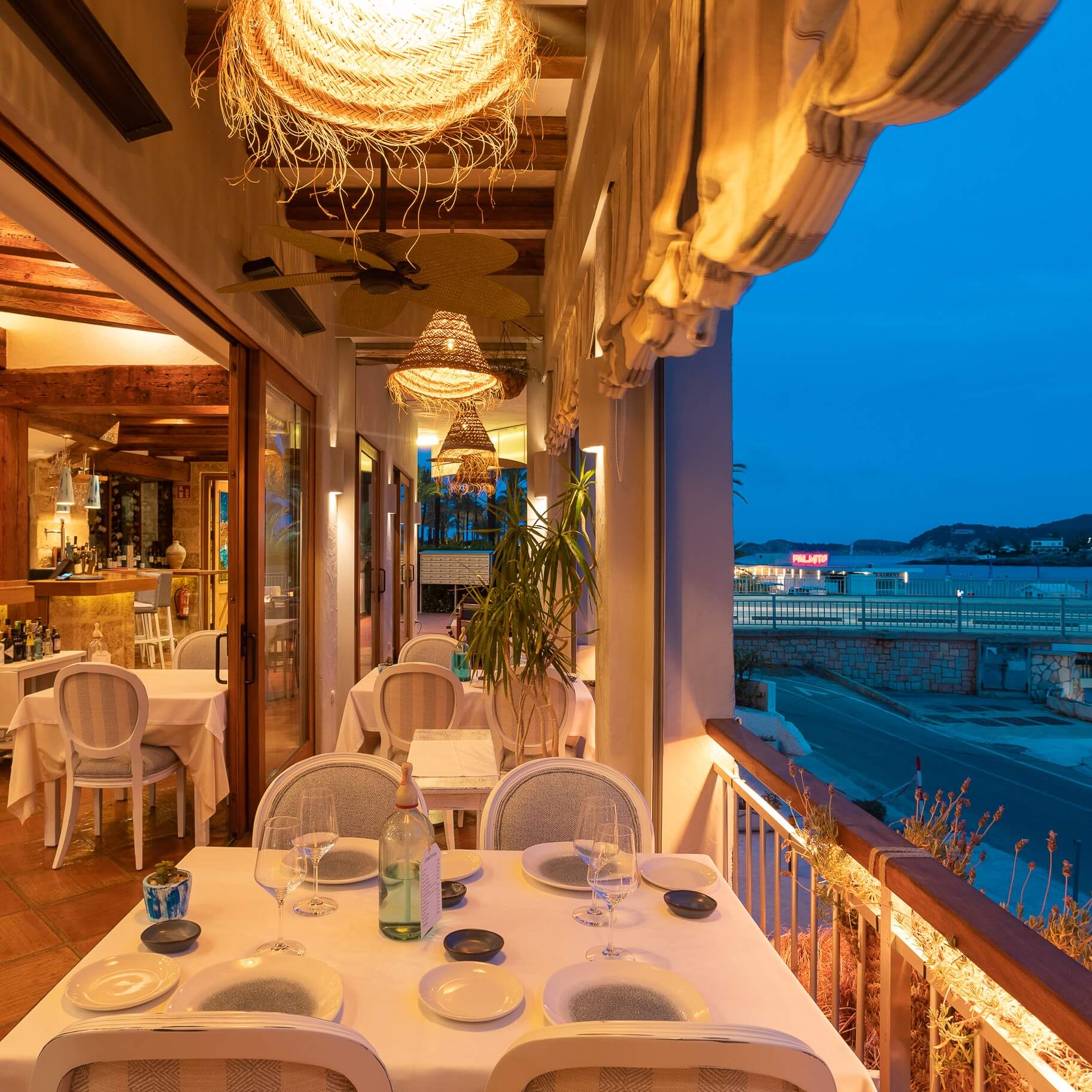 Tosca restaurant al fresco dining, near the Arenal in Javea