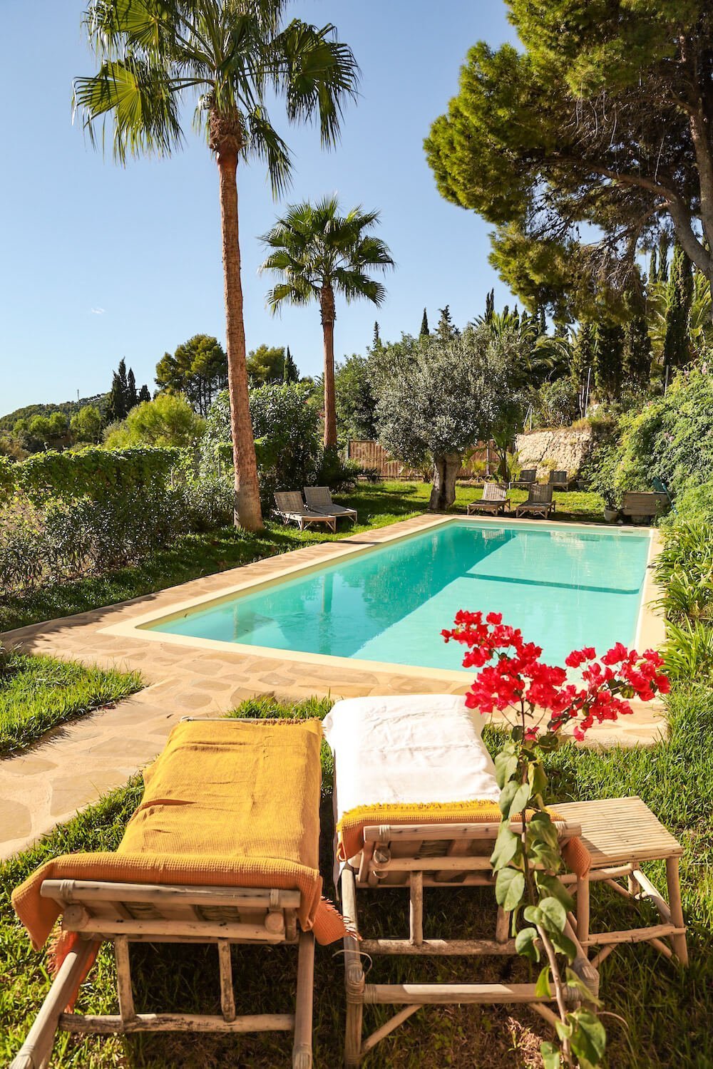 The luxurious and tranquil pool in Villa Riu Blanc