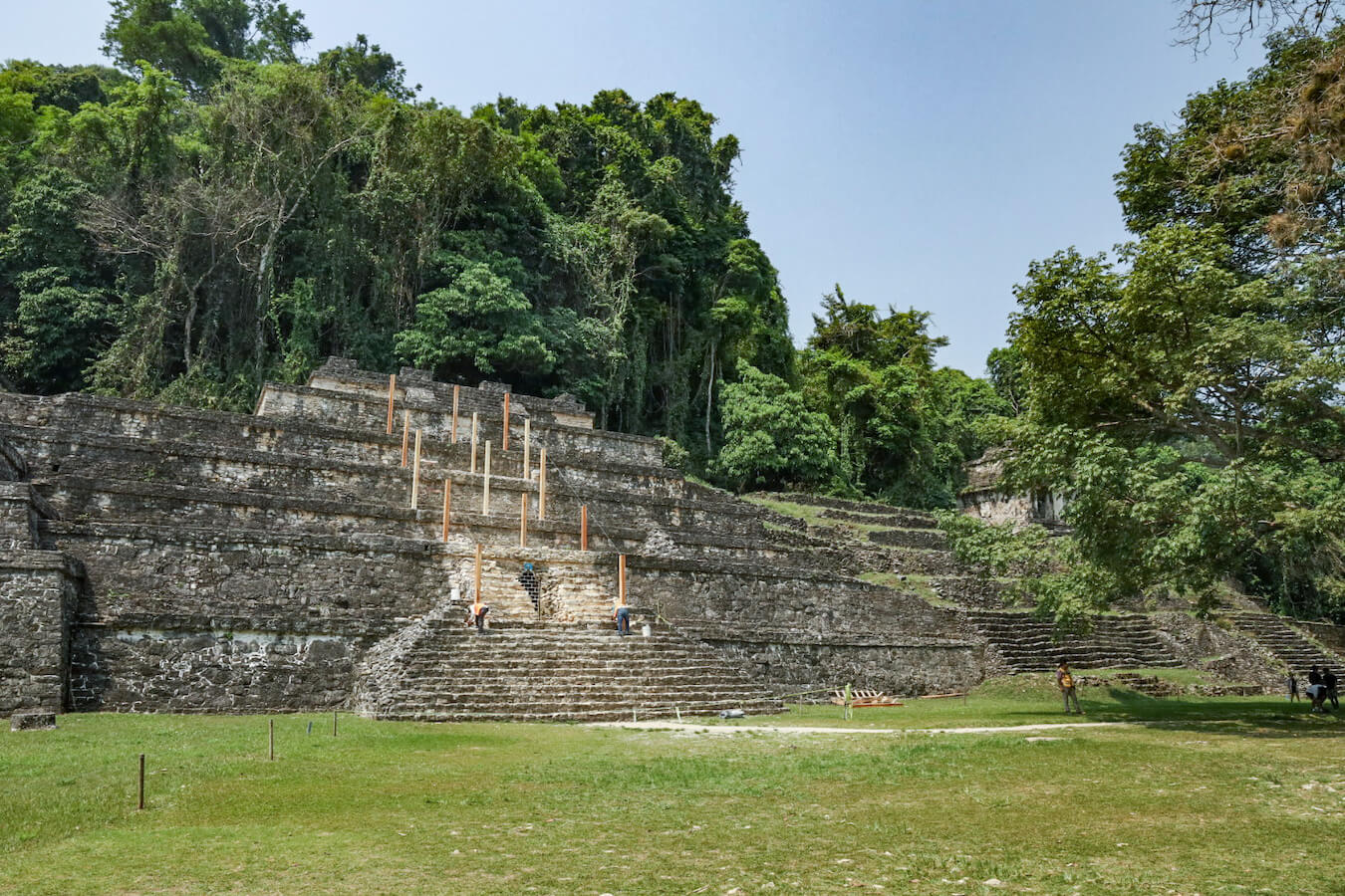 Temple XIII, Tomb of the Red Queen