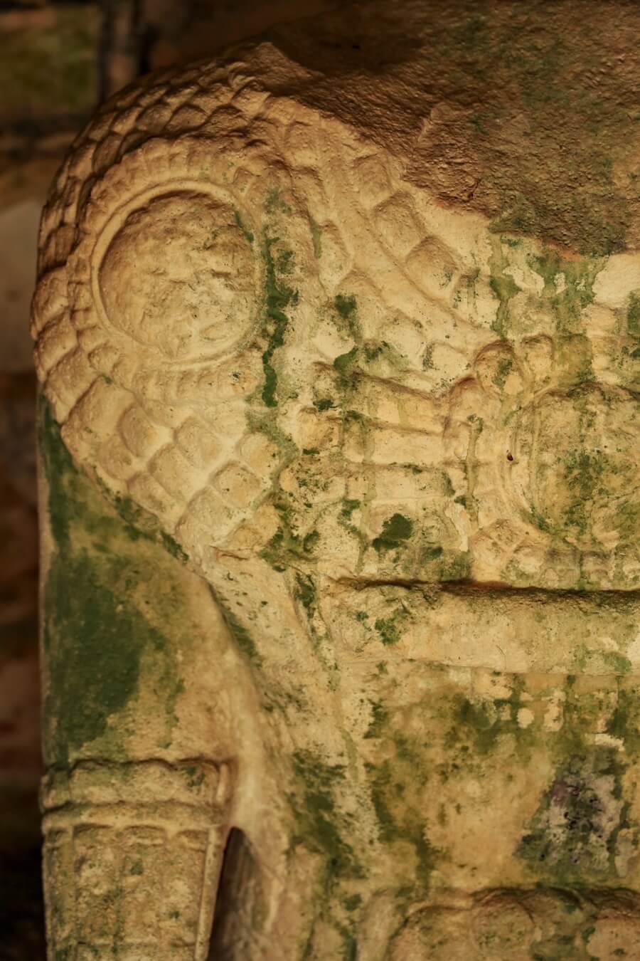 Decapitated statue of Structure 33 at Yaxchilan ruins